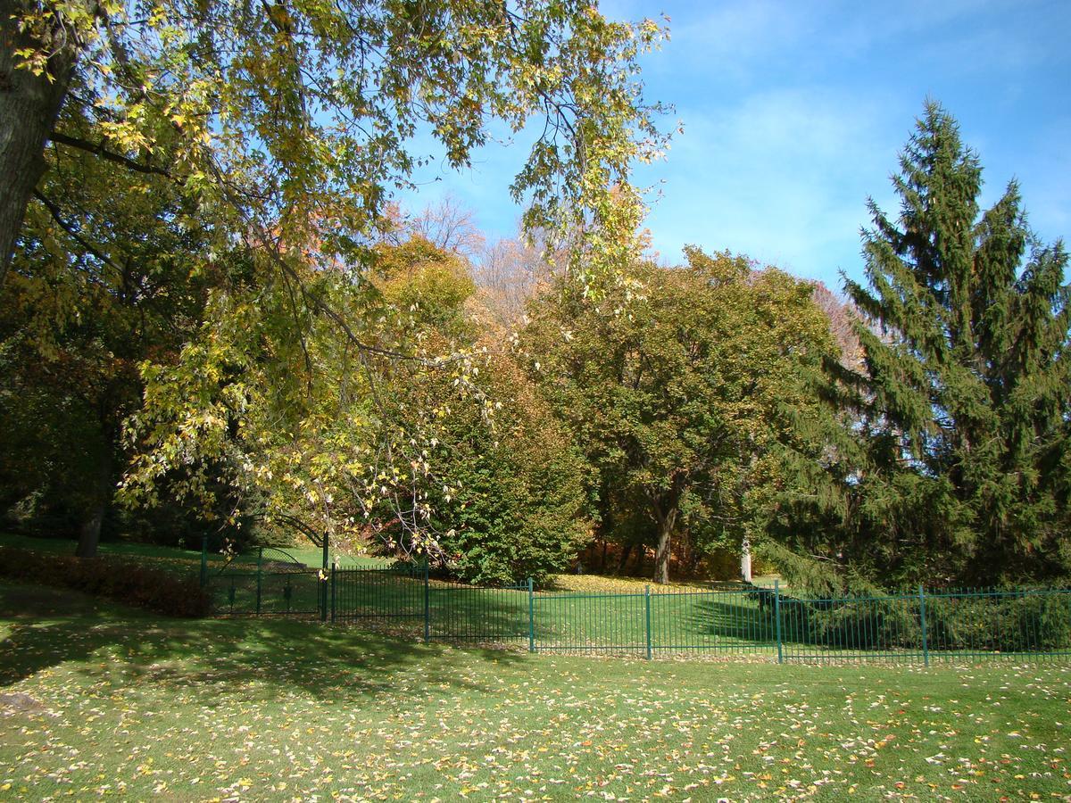 Auberge De L'Abbaye D'Oka Esterno foto